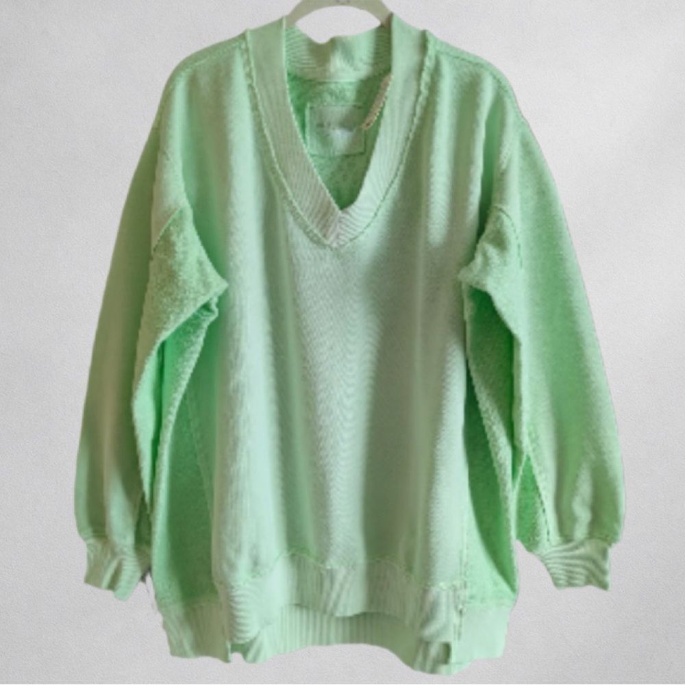 Aerie Women’s M Mint Green Oversized Sweatshirt Graphic Pullover 20/2 - Picture 2 of 7